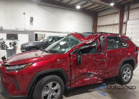 2025 Toyota Rav4 Xle из США, поврежденный, VIN 2T3P1RFV3SW562590